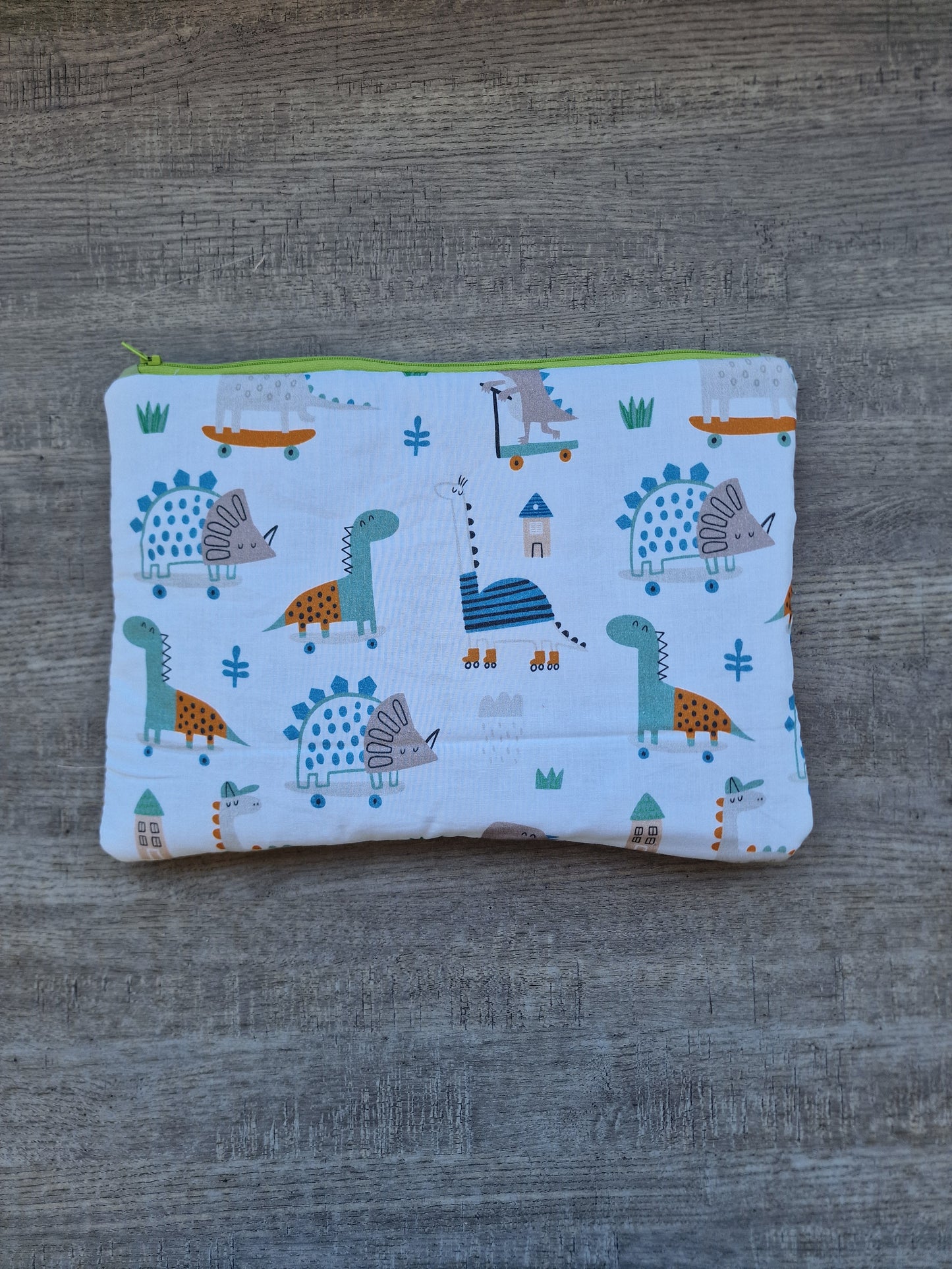 Pochette cambio dinosauri sui pattini